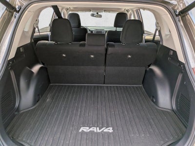 2015 Toyota RAV4 FWD 4dr XLE (GS)