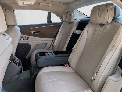 2022 Bentley Flying Spur Hybrid Sedan