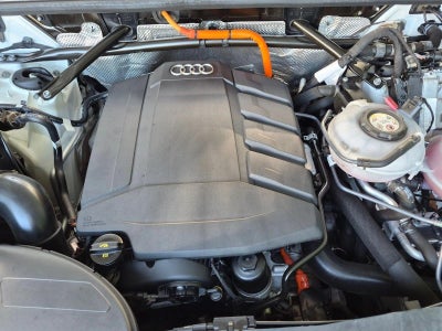 2024 Audi Q5 S line Premium Plus 55 TFSI e quattro