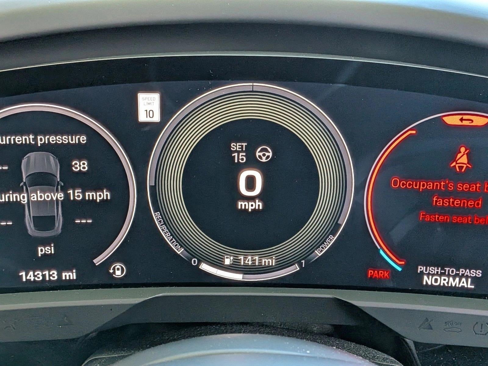 2025 Porsche Taycan Turbo S AWD