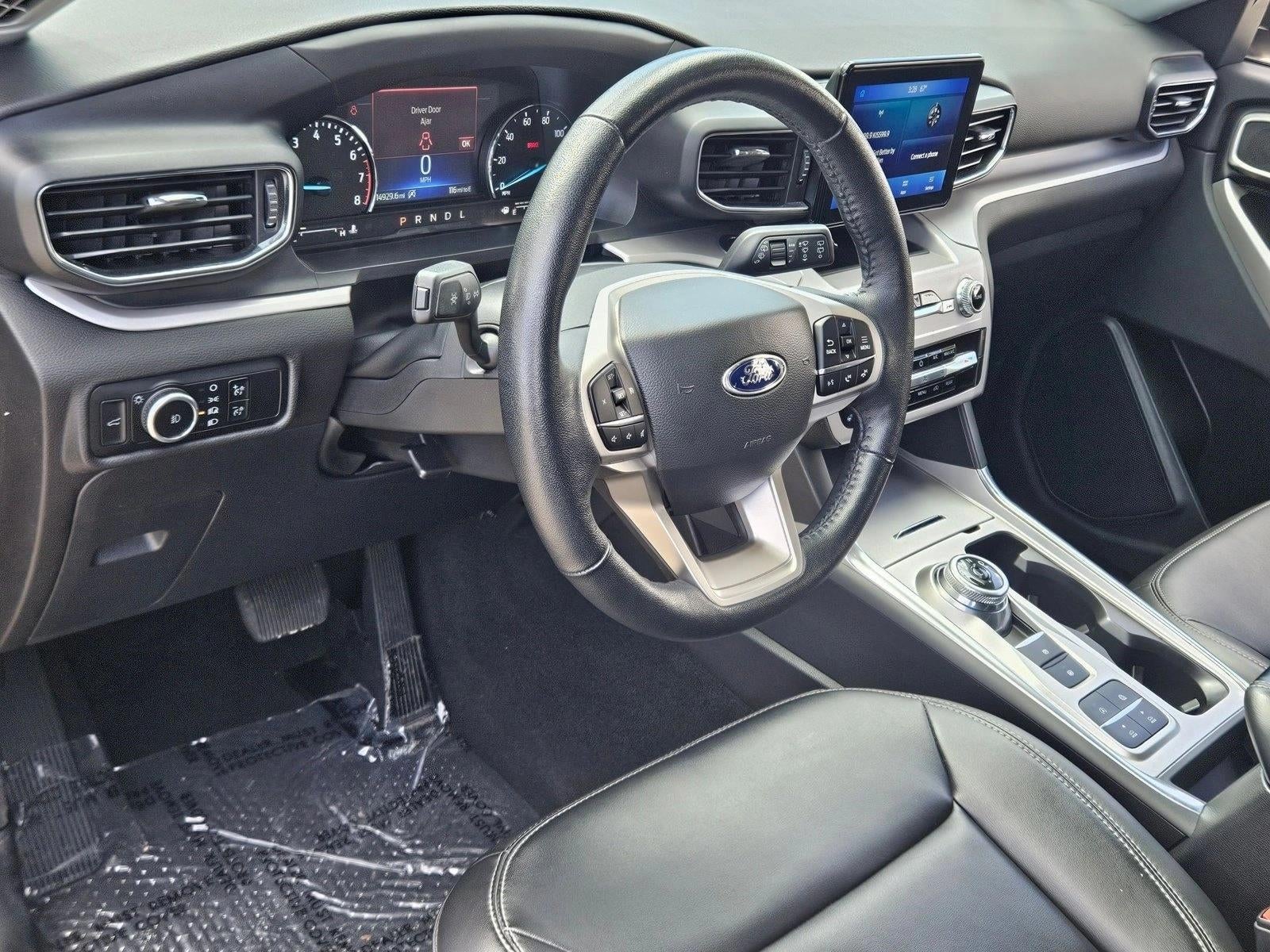 2023 Ford Explorer XLT RWD