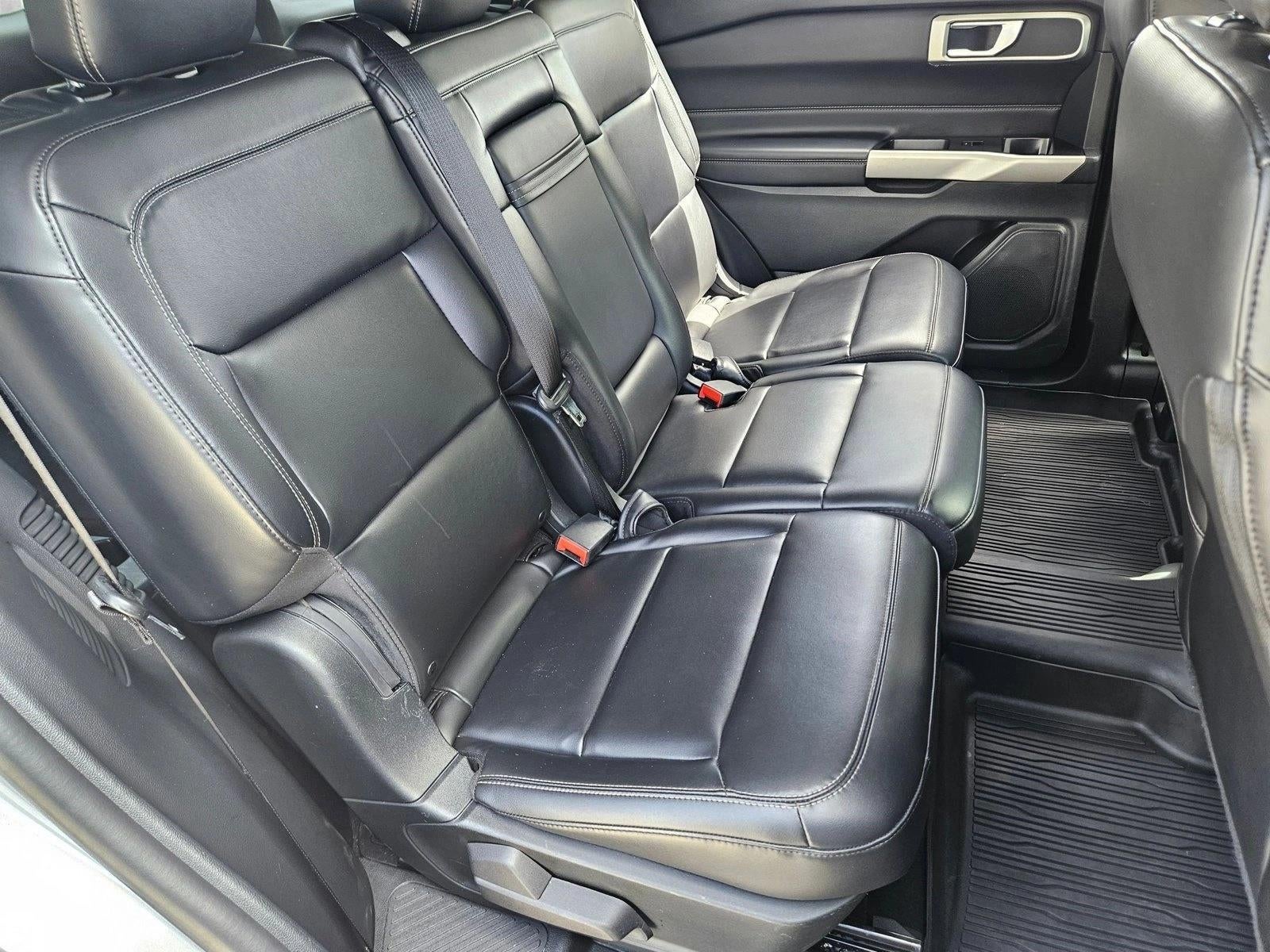 2023 Ford Explorer XLT RWD