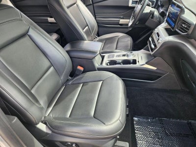 2023 Ford Explorer XLT RWD