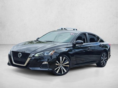 2021 Nissan Altima 2.5 SR Sedan