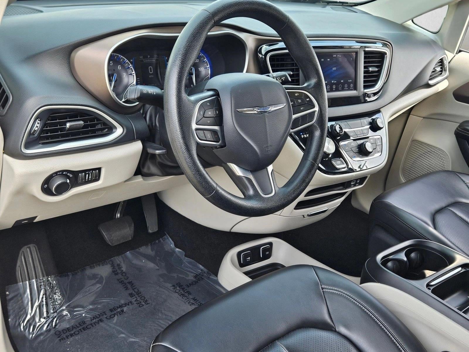 2020 Chrysler Voyager LXI FWD