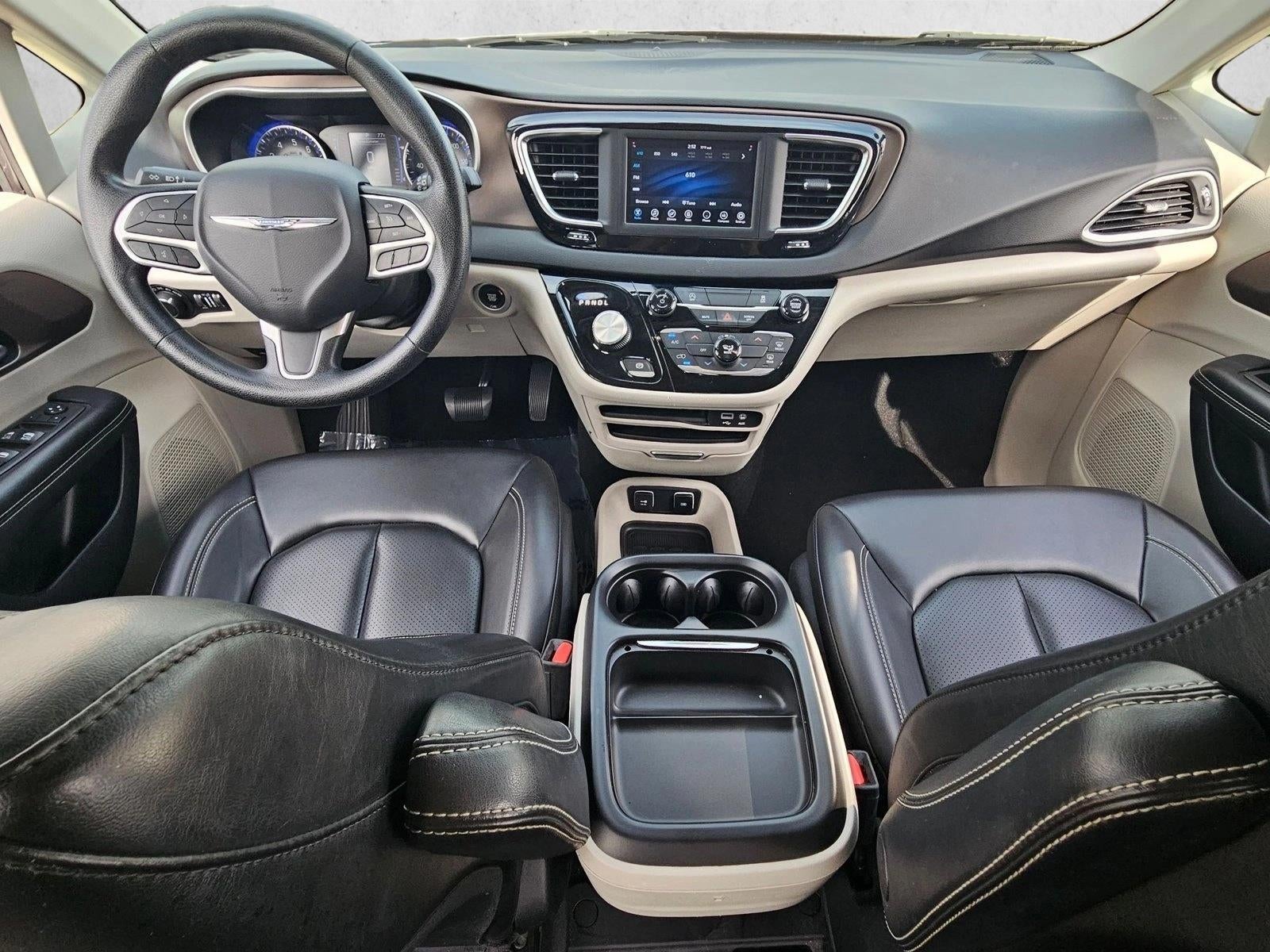 2020 Chrysler Voyager LXI FWD