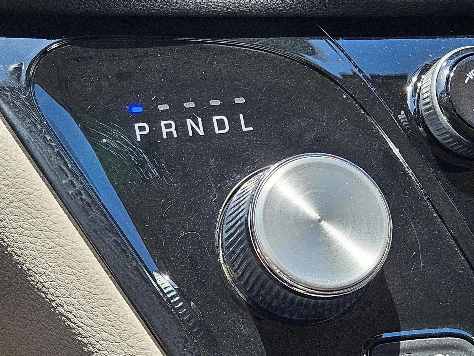 2018 Chrysler Pacifica Hybrid Limited FWD
