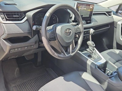 2025 Toyota RAV4 XLE Premium FWD (Natl)
