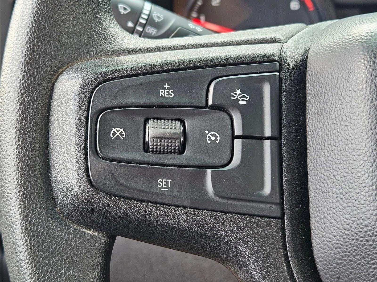 2023 Chevrolet Silverado 1500 Crew Cab Short Box 2-Wheel Drive Custom