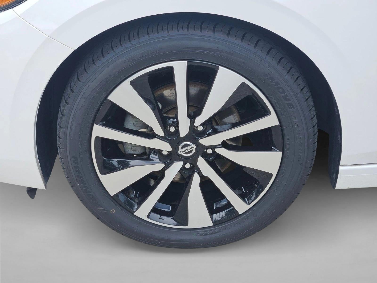 2023 Nissan Sentra SV CVT