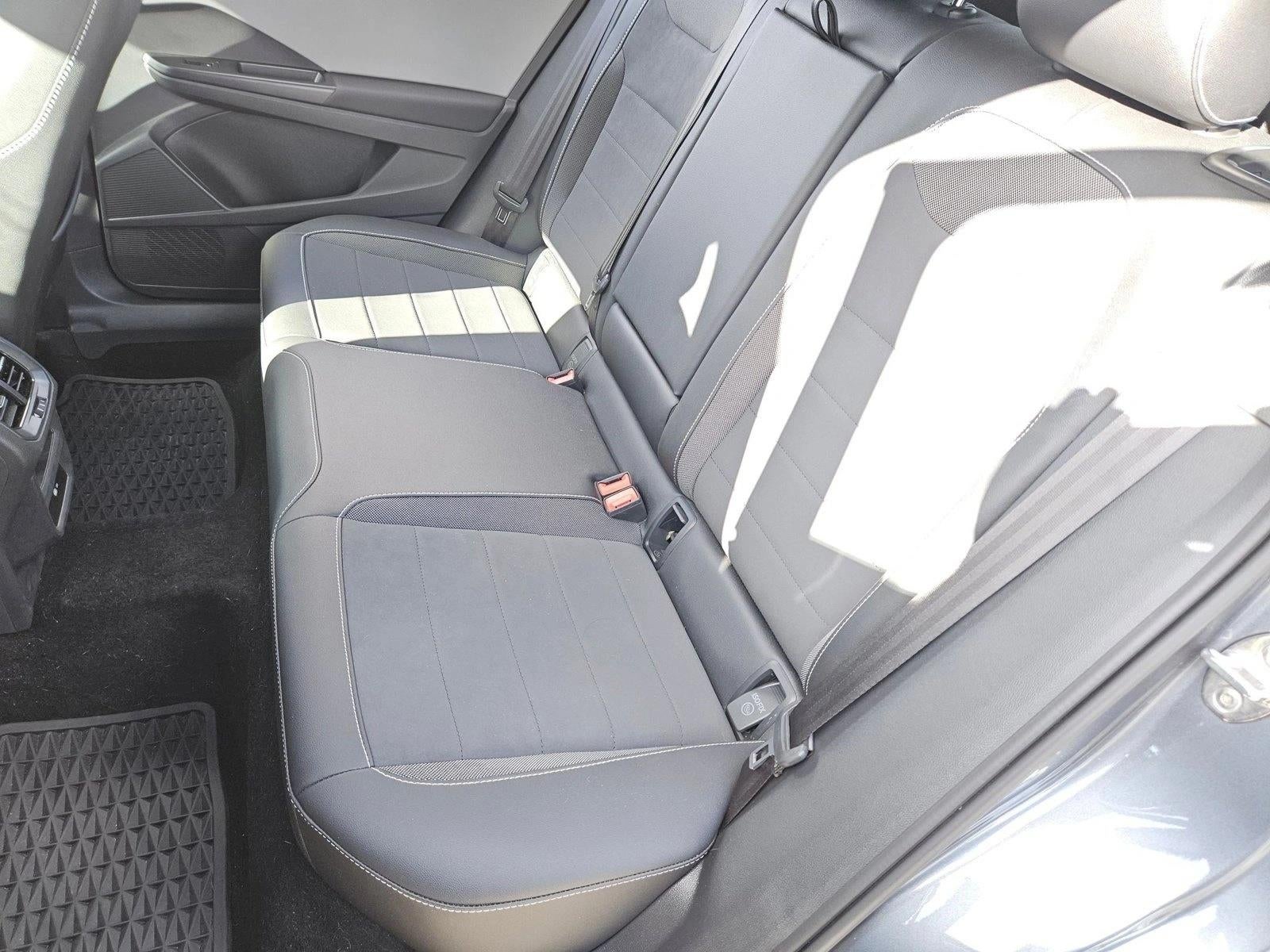 2022 Volkswagen Taos SE FWD