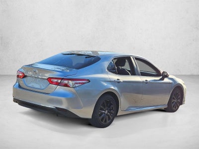 2018 Toyota Camry LE Auto (SE)