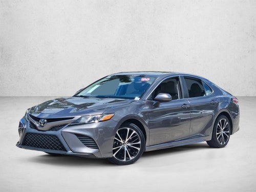2020 Toyota Camry SE Auto (SE)