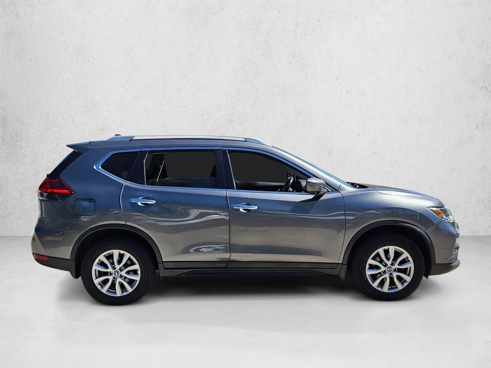 2017 Nissan Rogue AWD SV