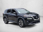 2021 Nissan Rogue FWD SV