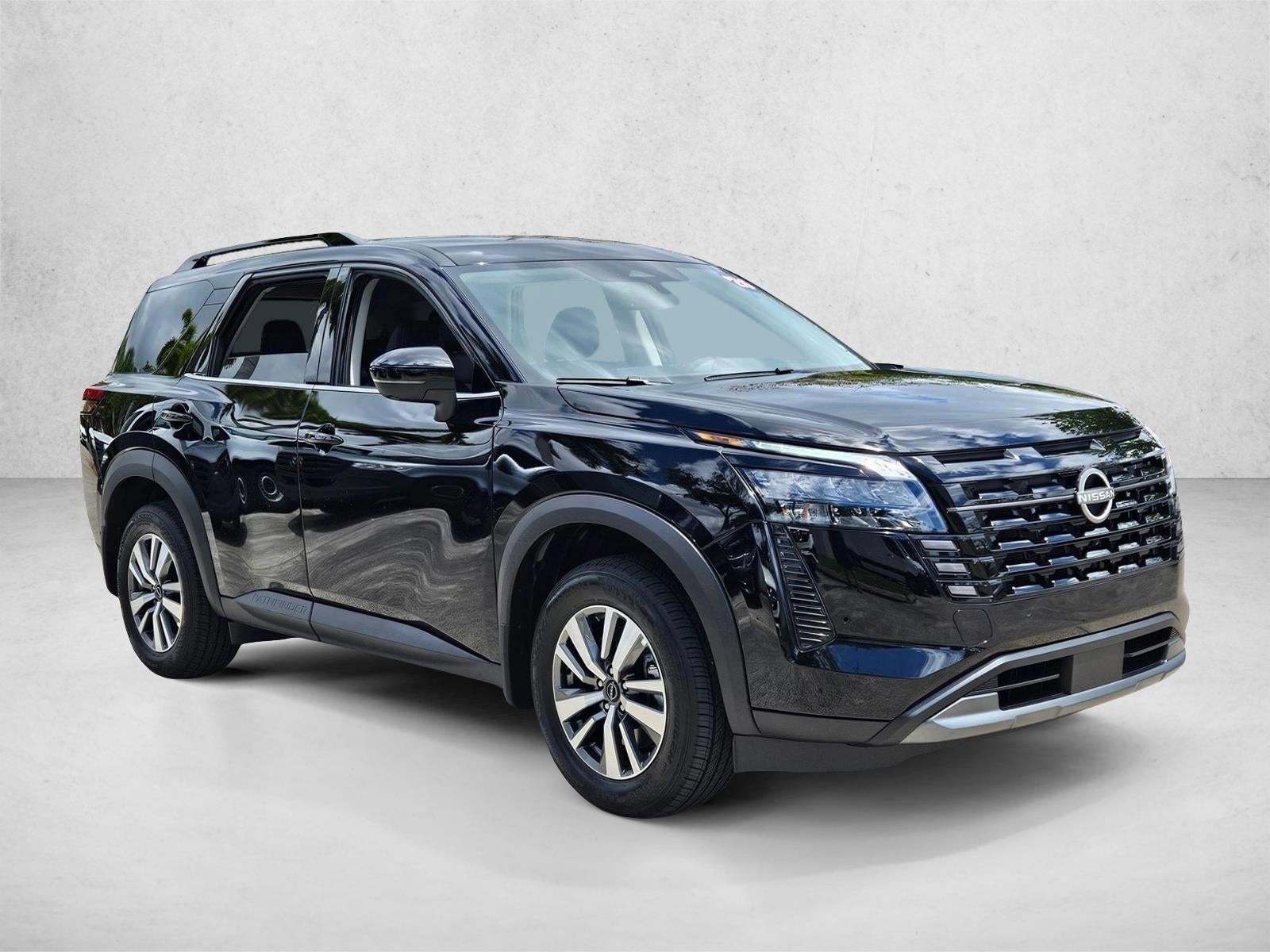2026 Nissan Pathfinder SL 2WD
