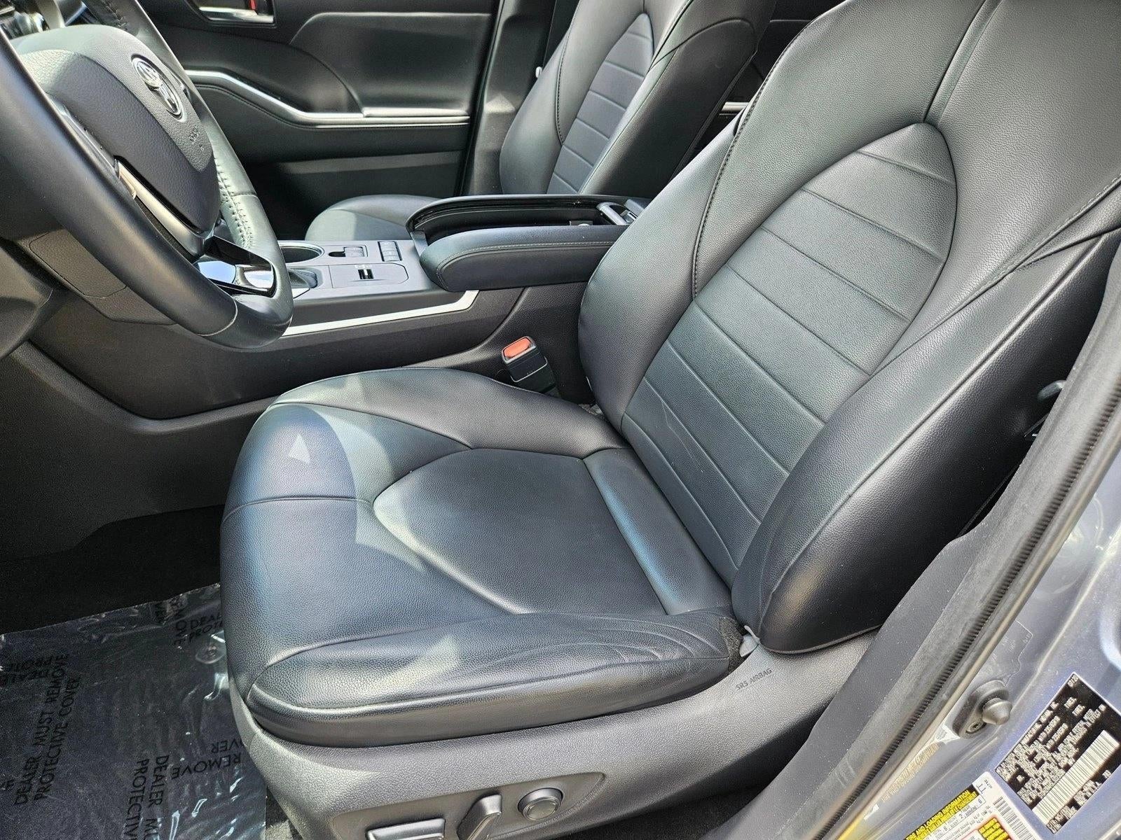 2020 Toyota Highlander XLE FWD (Natl)