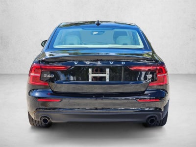2020 Volvo S60 T5 FWD Momentum