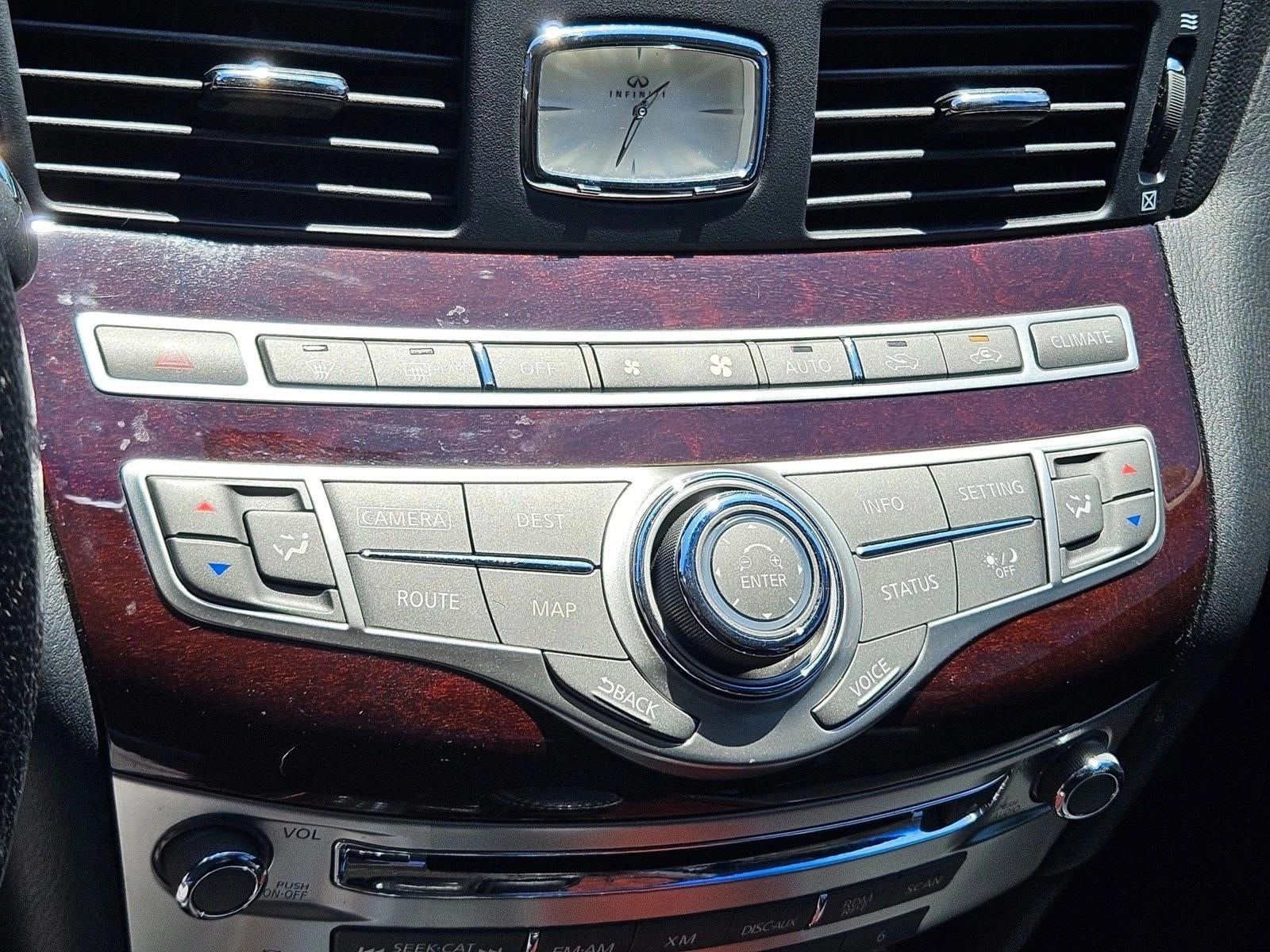 2015 INFINITI Q70 3.7