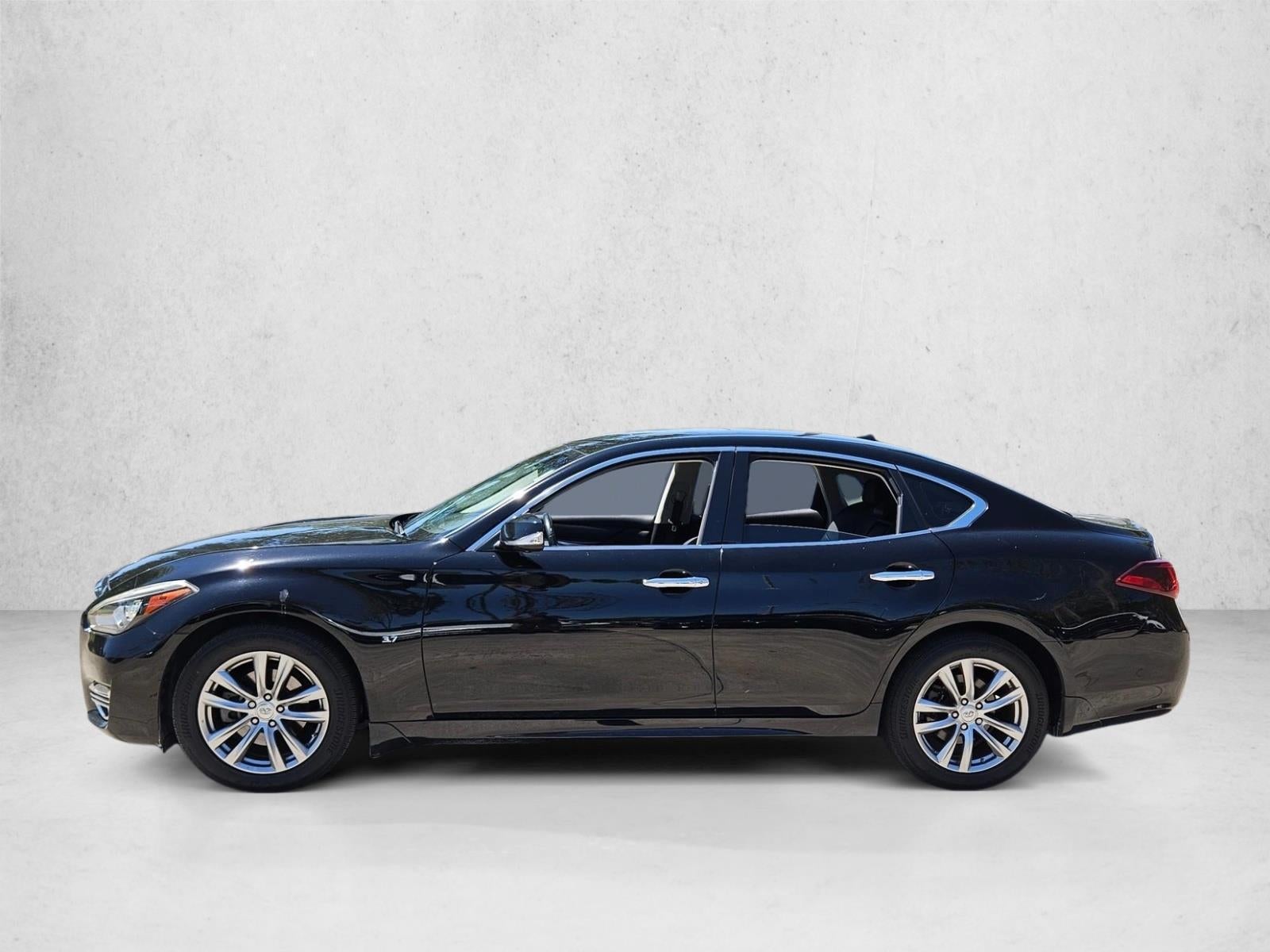 2015 INFINITI Q70 3.7