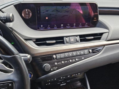 2019 Lexus ES 300h Luxury FWD