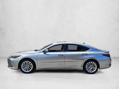2019 Lexus ES 300h Luxury FWD