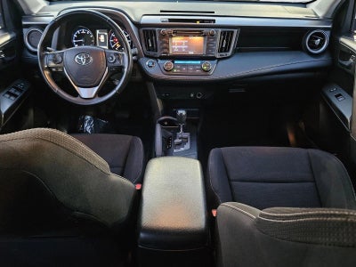 2018 Toyota RAV4 XLE FWD (GS)