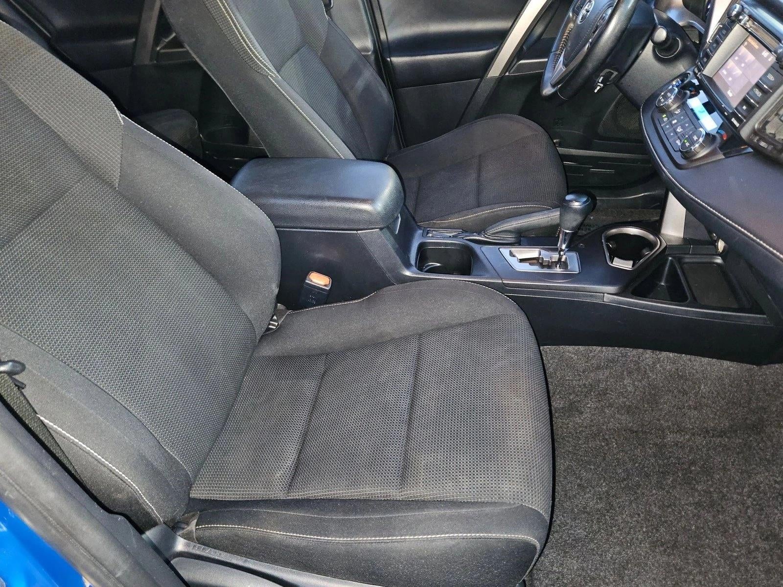 2018 Toyota RAV4 XLE FWD (GS)