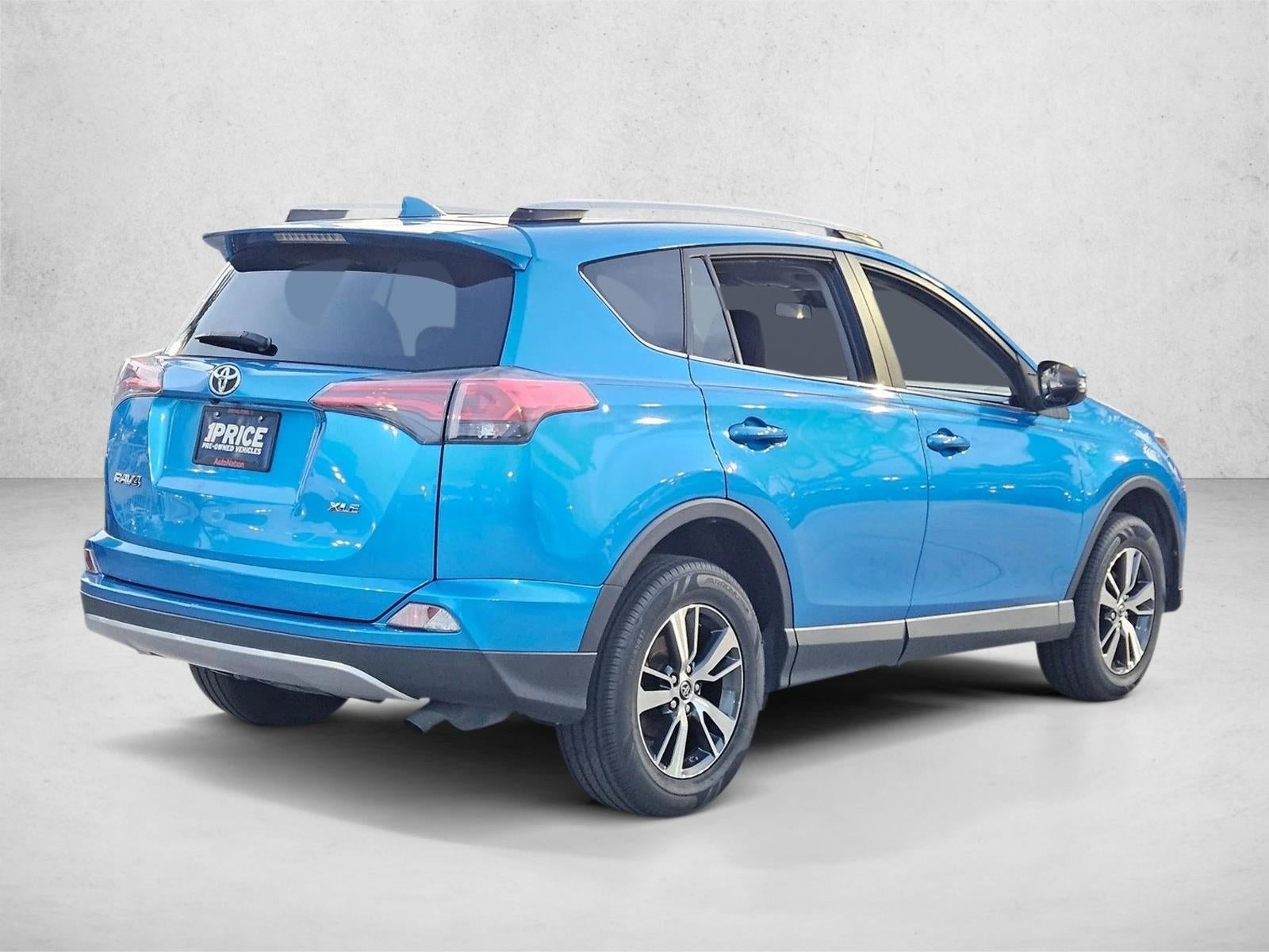 2018 Toyota RAV4 XLE FWD (GS)