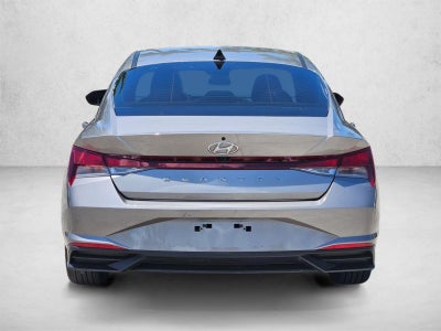 2023 Hyundai ELANTRA SEL IVT