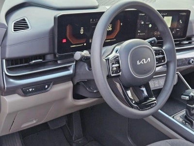 2025 Kia Carnival LX FWD