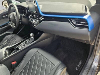 2019 Toyota C-HR XLE FWD (Natl)