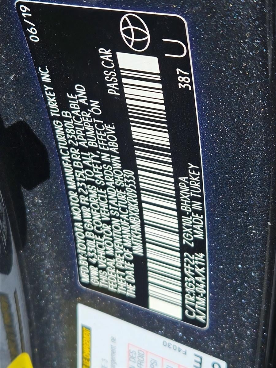 2019 Toyota C-HR XLE FWD (Natl)