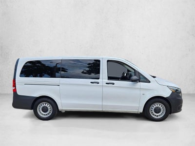 2023 Mercedes-Benz Metris Passenger Van Standard Roof 126" Wheelbase
