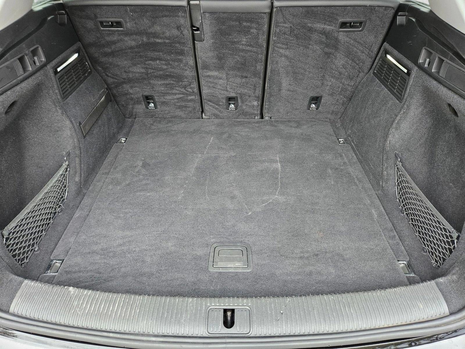 2022 Audi Q5 S line Premium 45 TFSI quattro