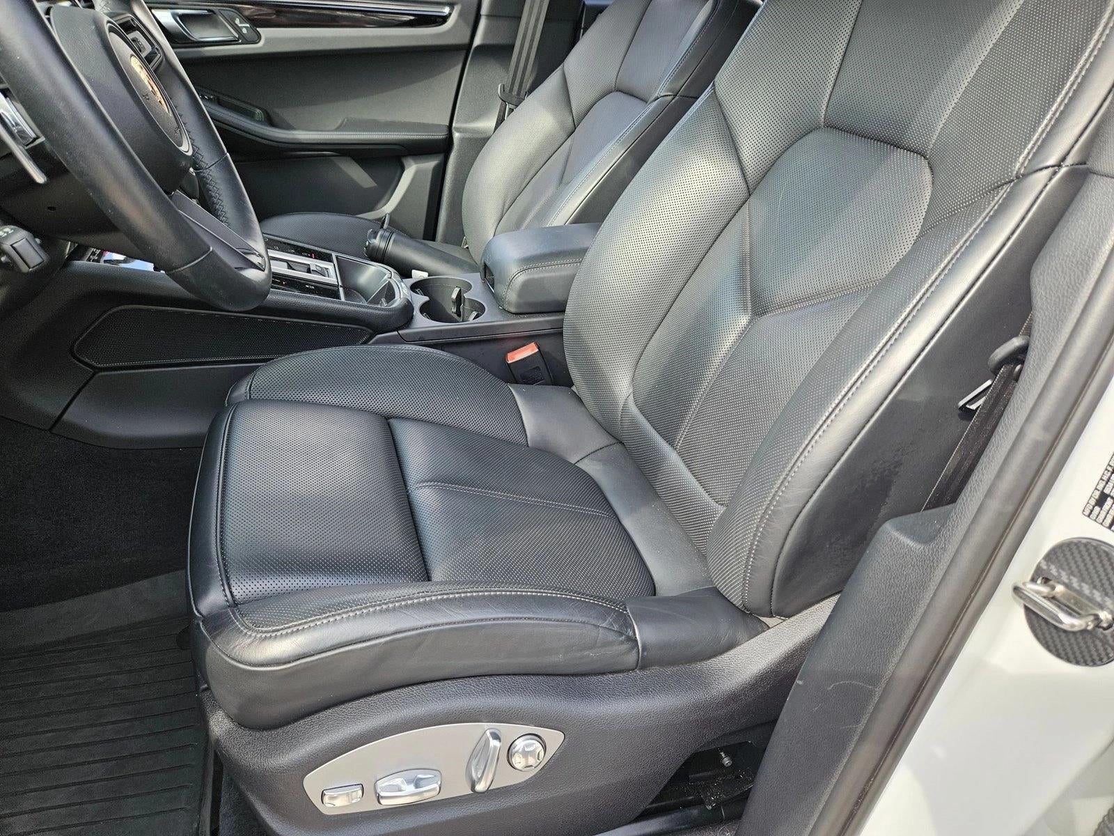 2025 Porsche Macan T AWD