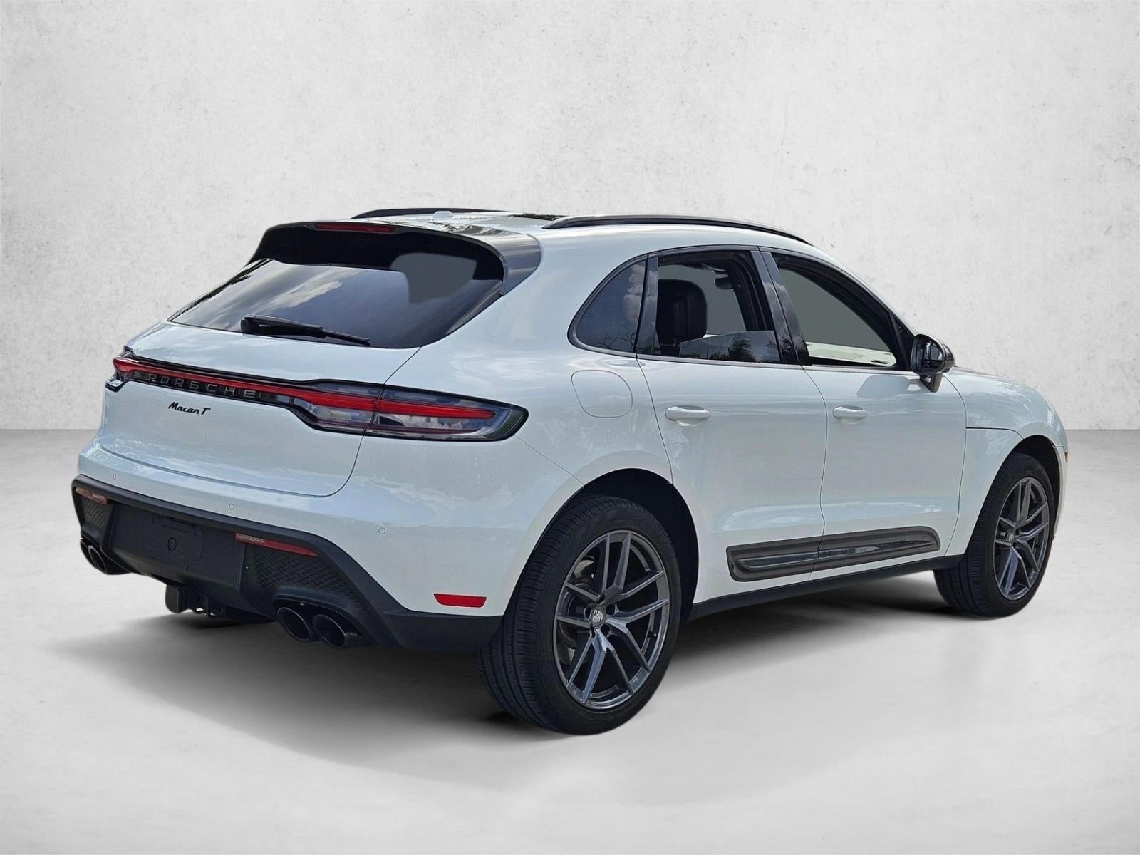 2025 Porsche Macan T AWD