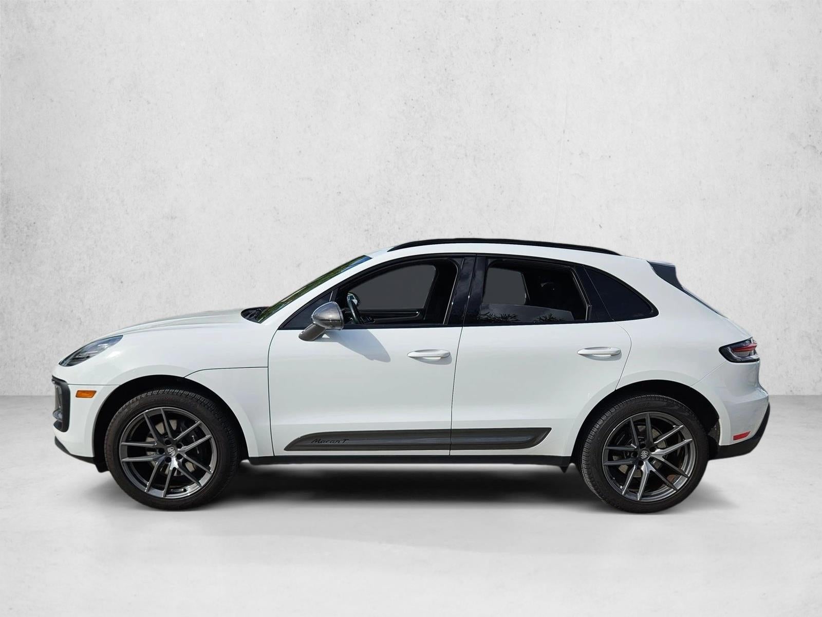 2025 Porsche Macan T AWD