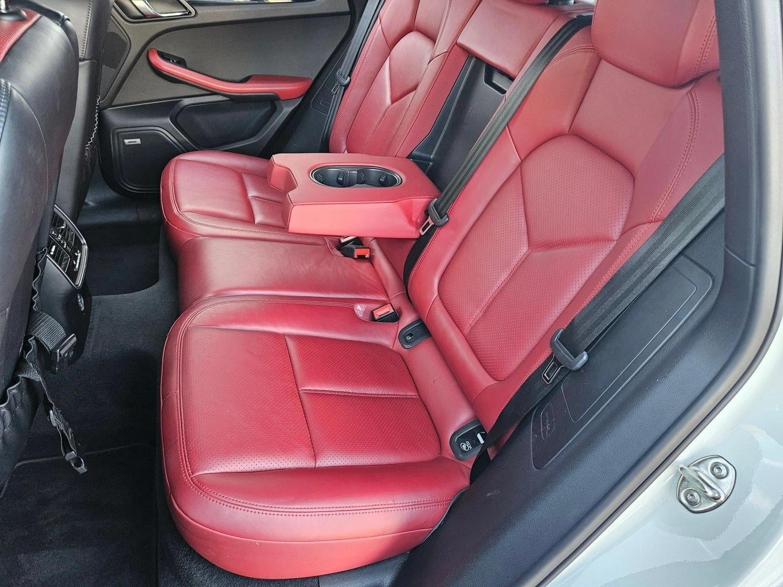 2018 Porsche Macan AWD