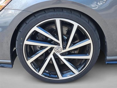 2019 Volkswagen Golf R 2.0T DSG w/DCC/Nav