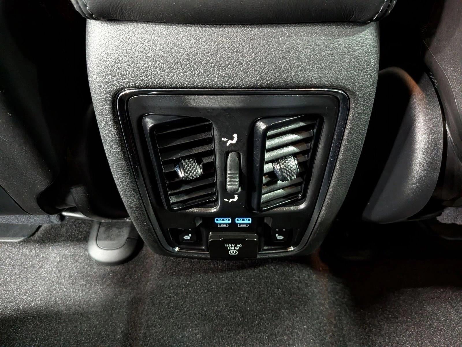 2021 Jeep Grand Cherokee Overland 4x2