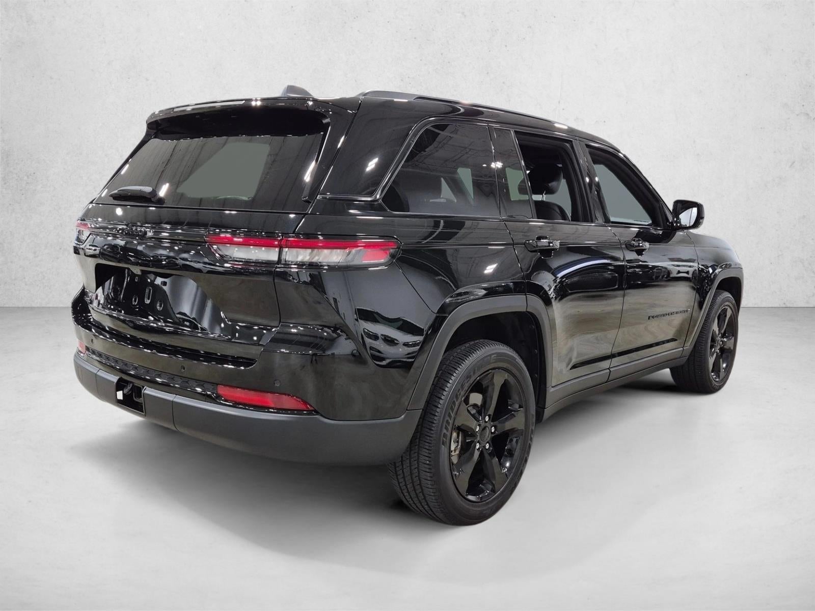 2023 Jeep Grand Cherokee Altitude X 4x4