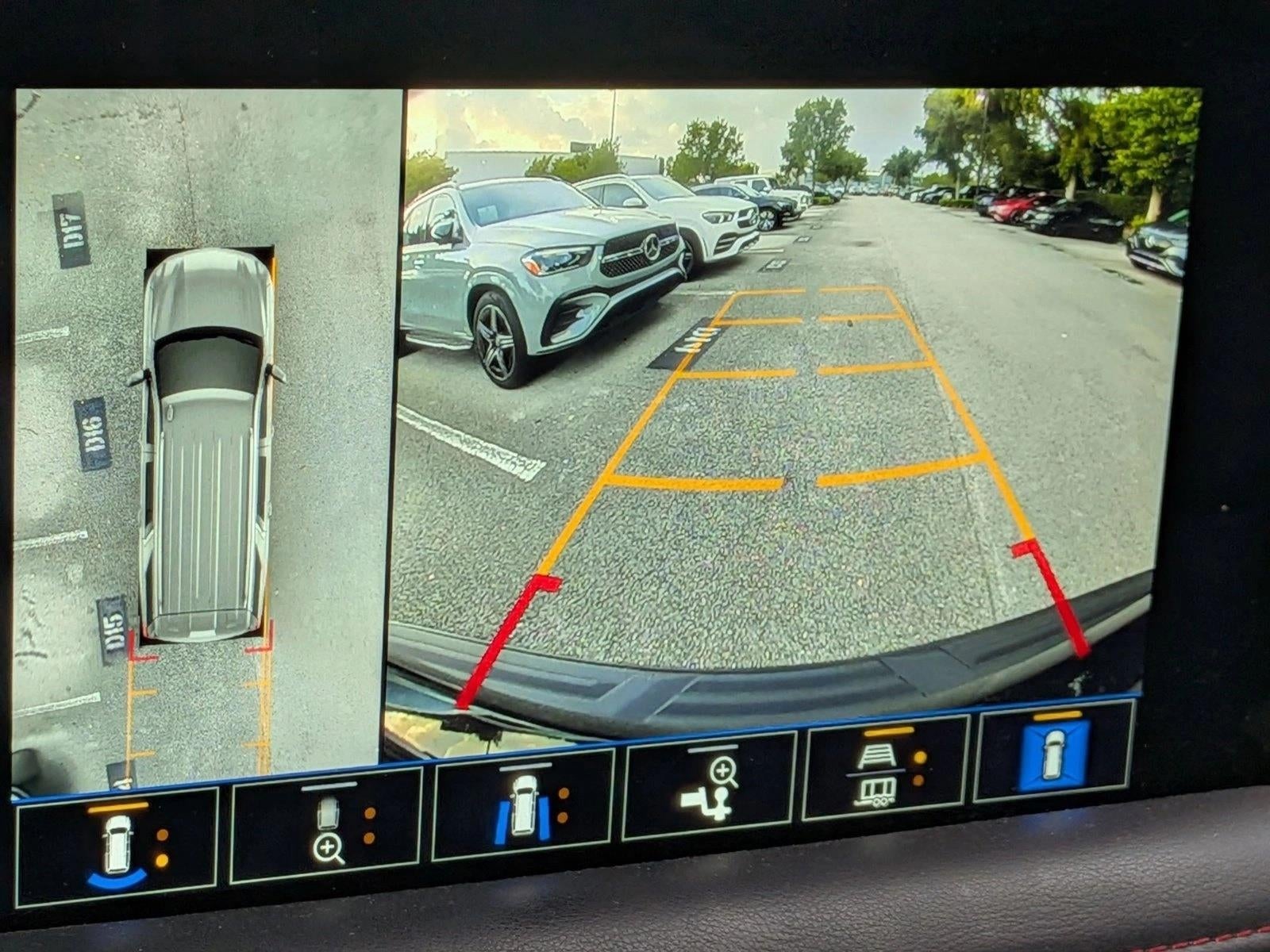 2023 Chevrolet Suburban 2WD RST