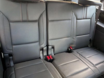 2023 Chevrolet Suburban 2WD RST