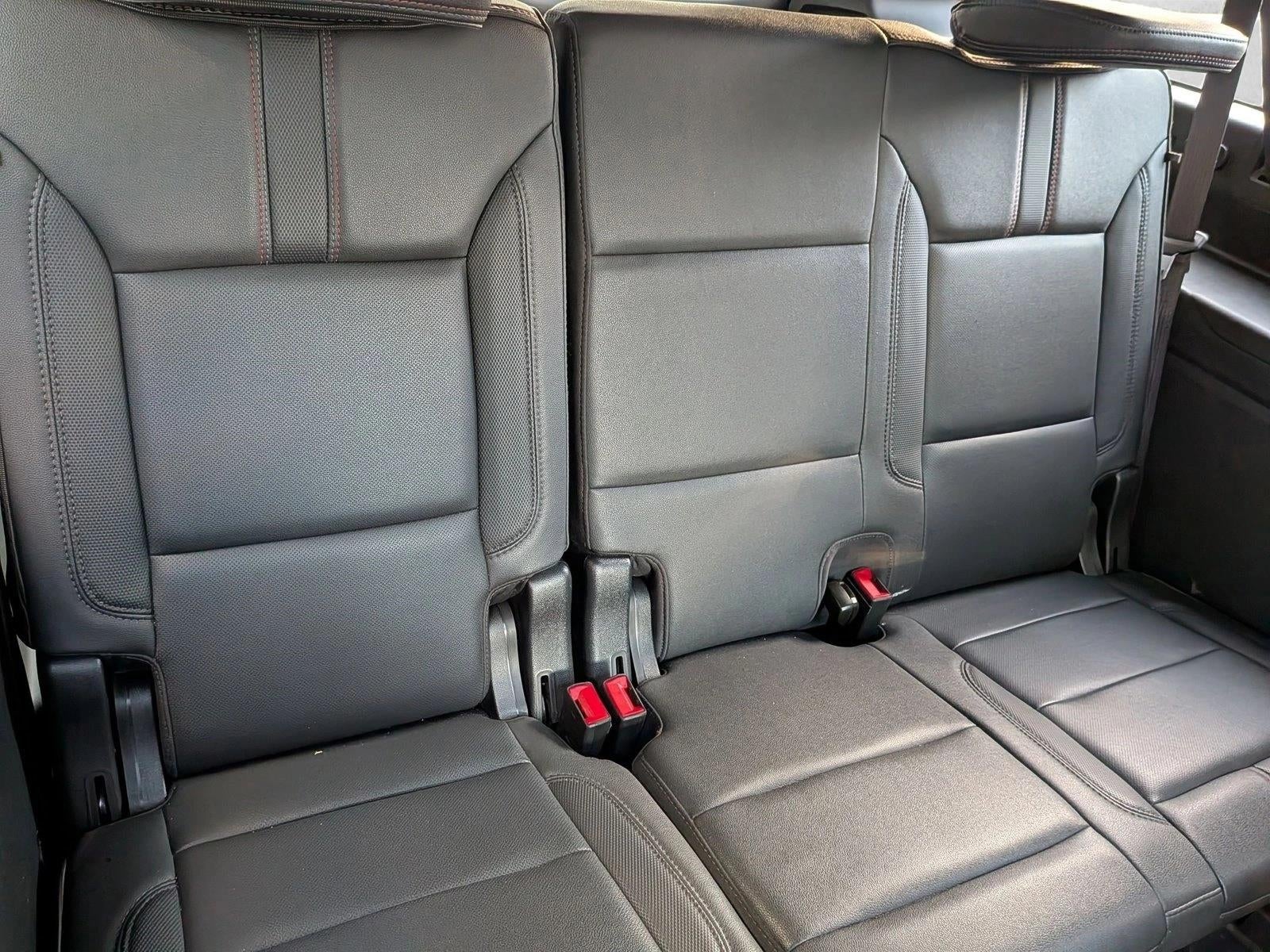 2023 Chevrolet Suburban 2WD RST