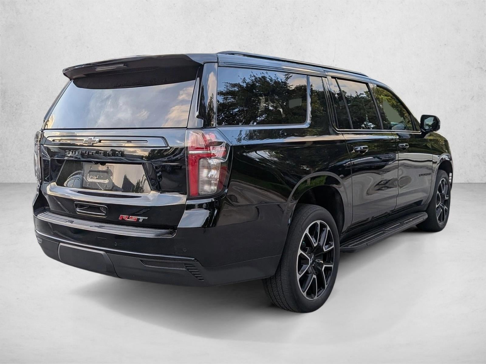 2023 Chevrolet Suburban 2WD RST