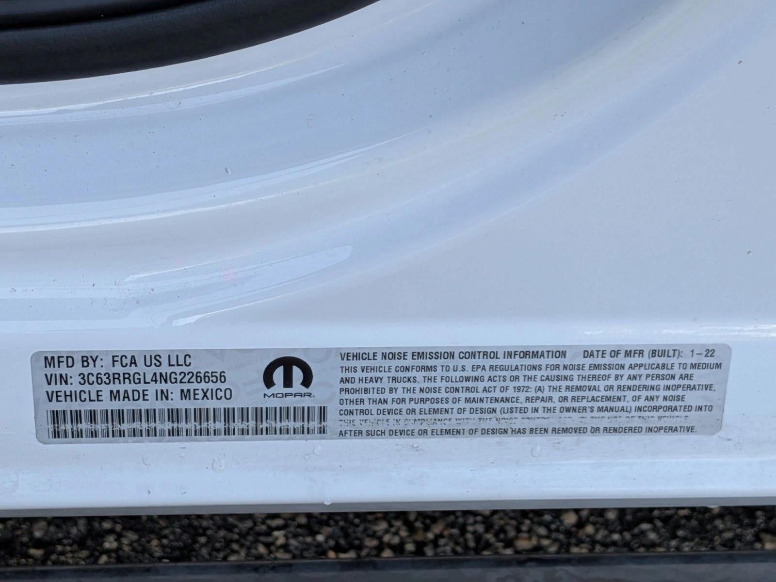 2022 RAM 3500 Tradesman 4x4 Crew Cab 8' Box