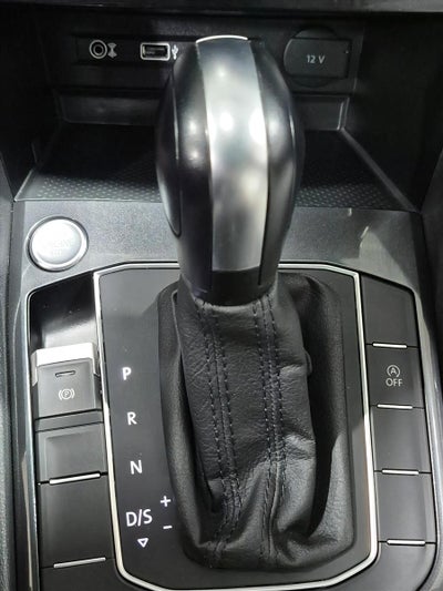 2018 Volkswagen Tiguan 2.0T SEL FWD