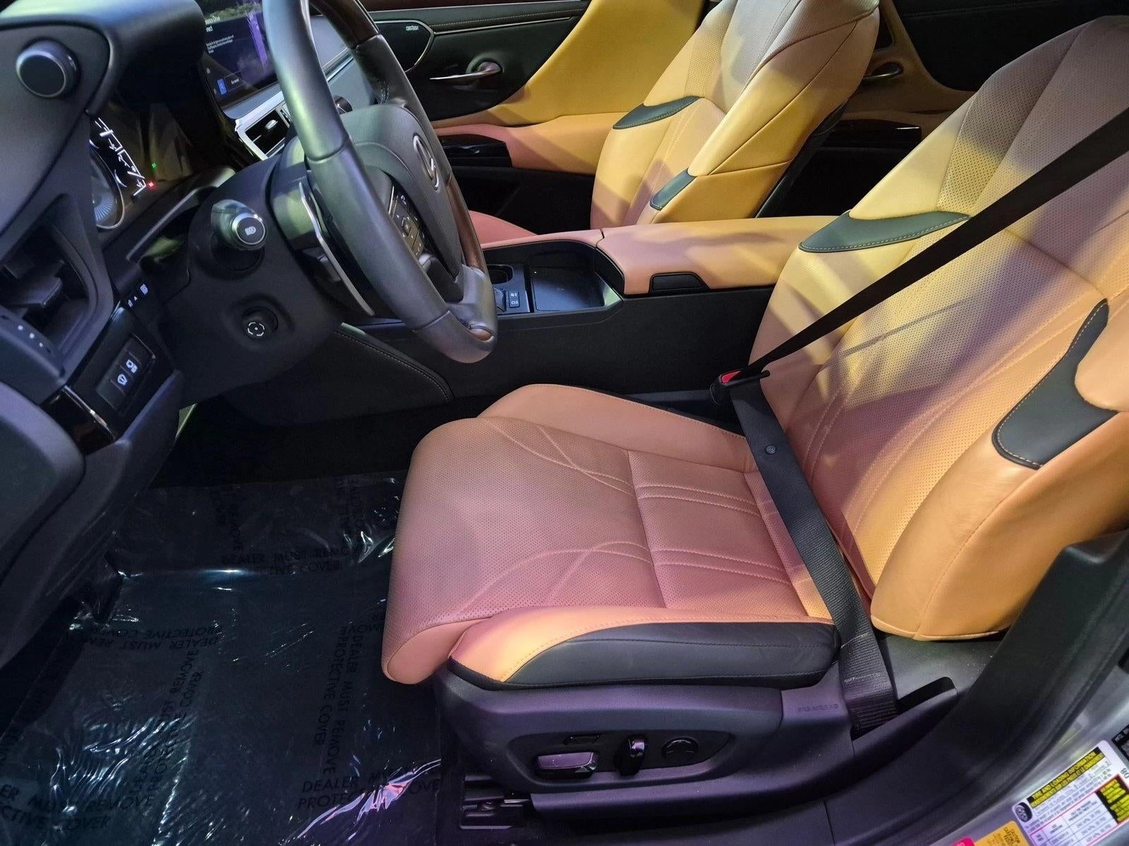 2023 Lexus ES 300h Ultra Luxury FWD