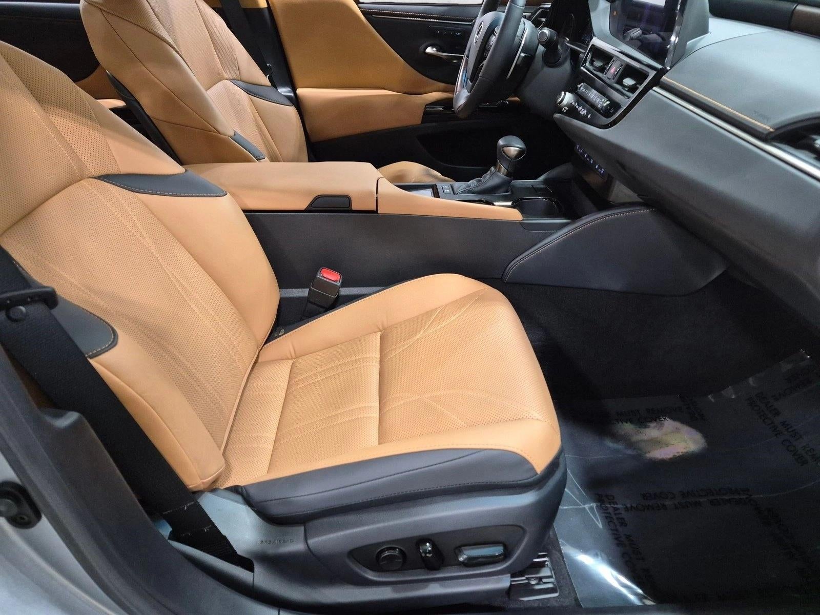 2023 Lexus ES 300h Ultra Luxury FWD